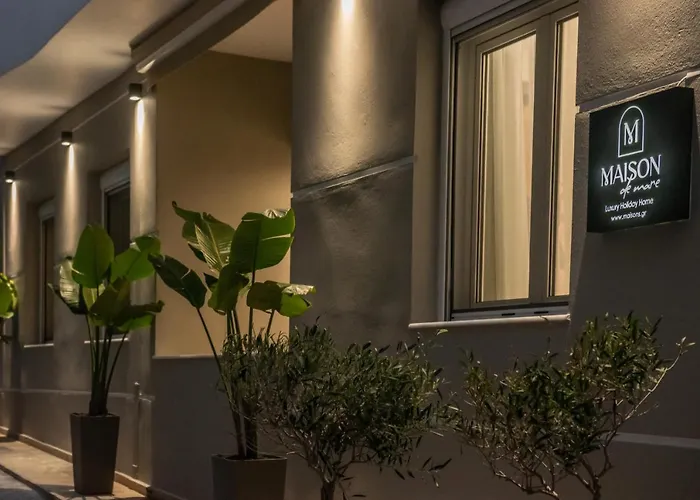 Maison De Mare, 4Br Central Luxury Beach Residence